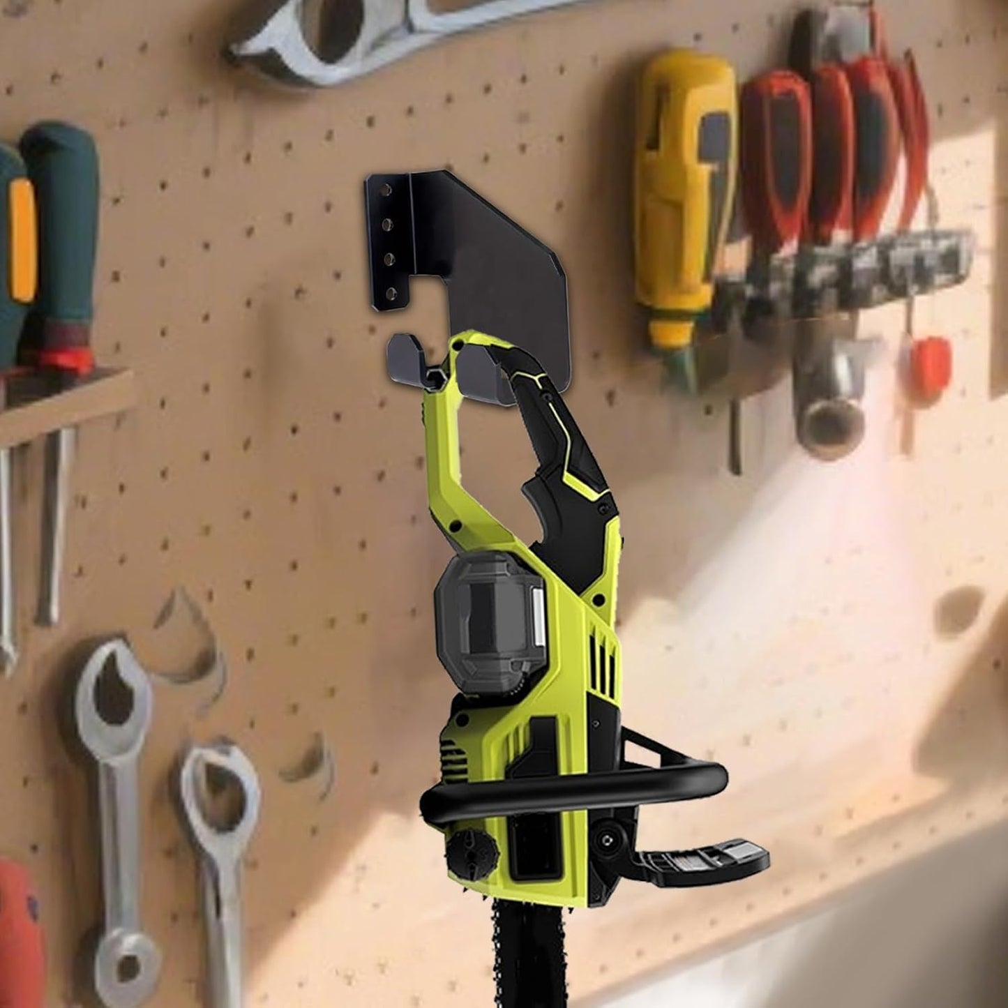 Générique Chainsaw Hanger Wall Mount, Garage Tool Rack, Heavy Duty Holder, Space-Saving Design, Stable And Secure, For Chainsaw Shovel Workshop Oil Pot Storage, 4.724x1.57x0.98x2.95x2.36 Inches